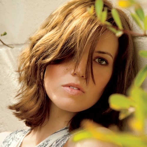 mandy moore hairstyle