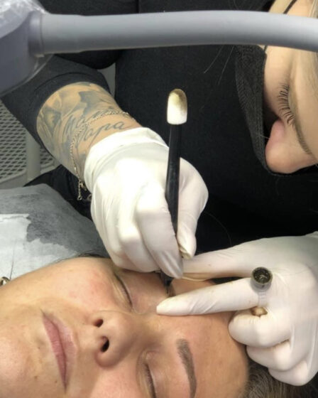 las cejas pueden volver a crecer despues del microblading