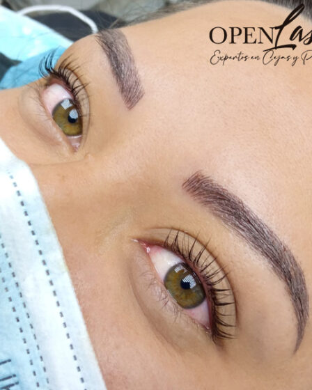 que luce mas natural el microblading o el tatuaje